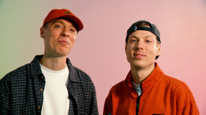 С Новым годом! Петербуржцев с праздником поздравляет группа «Dabro»