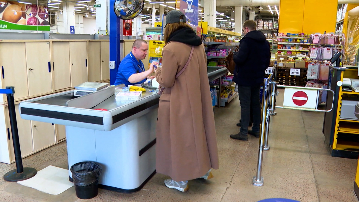 Разрыв в 37 тыс. рублей: специалисты рассказали о влиянии цифровых навыков на зарплату в розничной торговле Петербурга - tvspb.ru