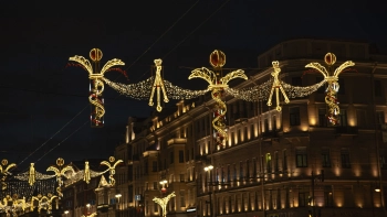 Невский проспект закроют для троллейбусов в новогоднюю ночь