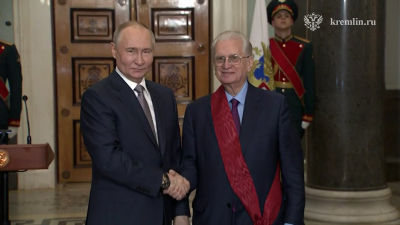 Владимир Путин вручил Михаилу Пиотровскому орден «За заслуги перед Отечеством» I степени