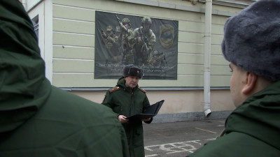 Более 50 призывников Ленинградского военного округа отправились служить в научные роты