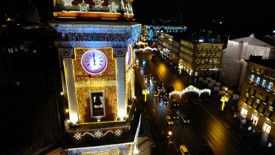 Санкт-Петербург не знает, что такое выглядеть плохо даже в дождливую погоду