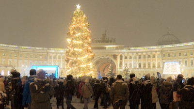 Александр Беглов: Подготовка к Новому году в Петербурге полностью завершена