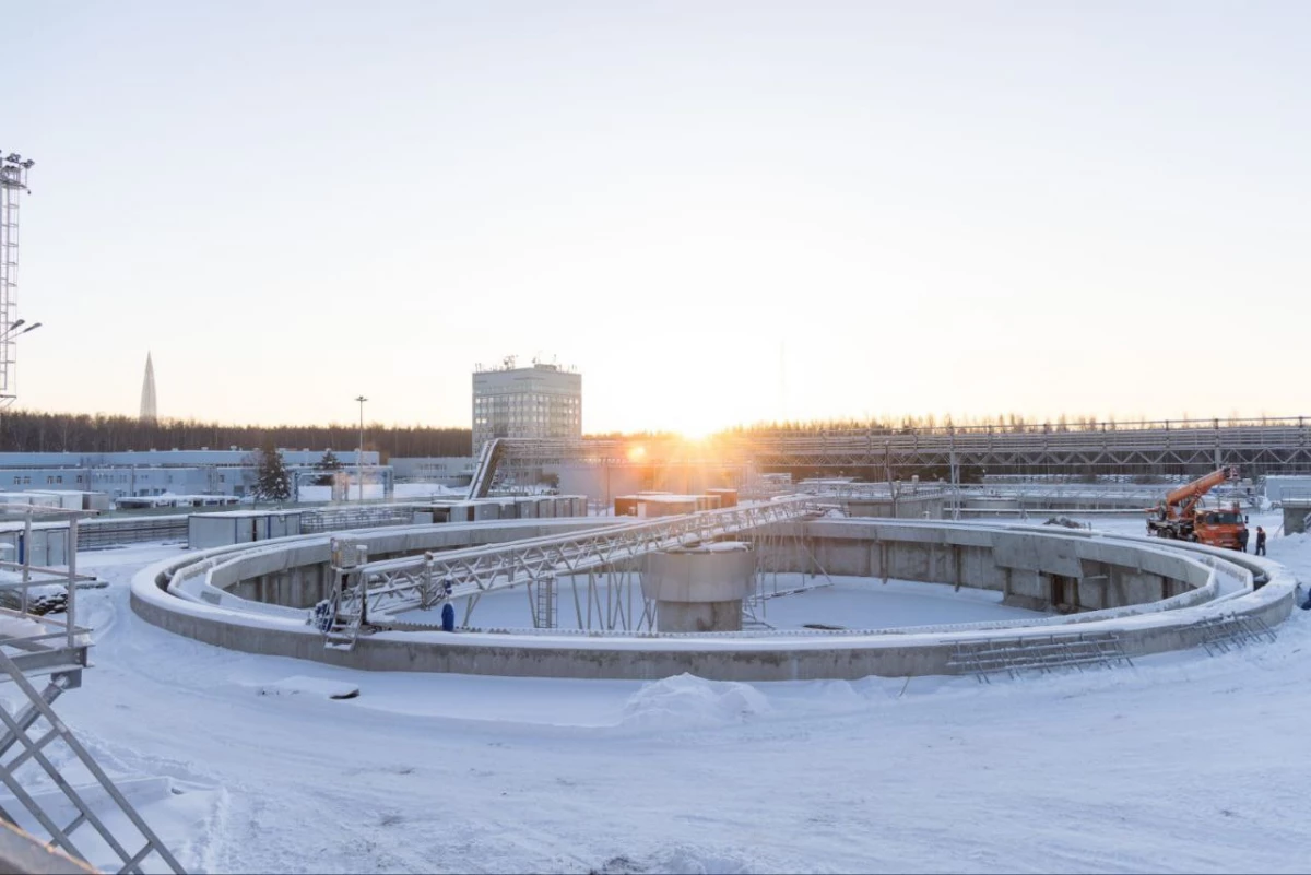 «Водоканал» завершил монтаж илоскребов во вторичных отстойниках Северной станции  аэрации - tvspb.ru