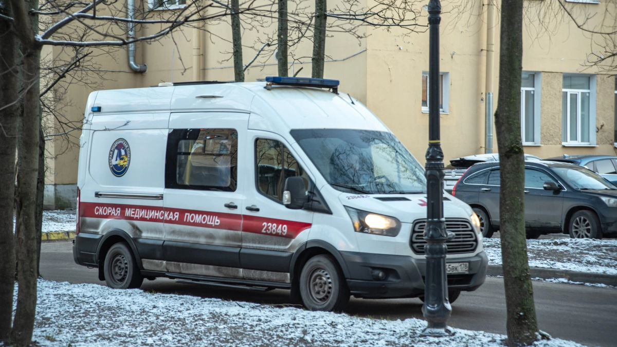 Водителя из Петербурга, которая во дворе сбила велосипедистку, обязали выплатить почти 700 тысяч рублей - tvspb.ru