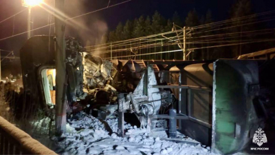 Пятеро пострадавших при столкновении поездов находятся в тяжелом состоянии