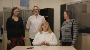 Круглосуточно, дистанционно, всё — для вас, только бросайте: как работает служба отказа от курения