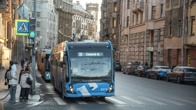 Ремонт Невского проспекта изменил маршруты троллейбусов