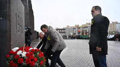 Комитет по промышленной политике Петербурга почтил память жителей и защитников блокадного Ленинграда