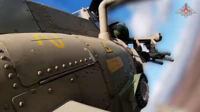 Вертолеты Ми-28нм уничтожили бронетехнику ВСУ в Курском приграничье