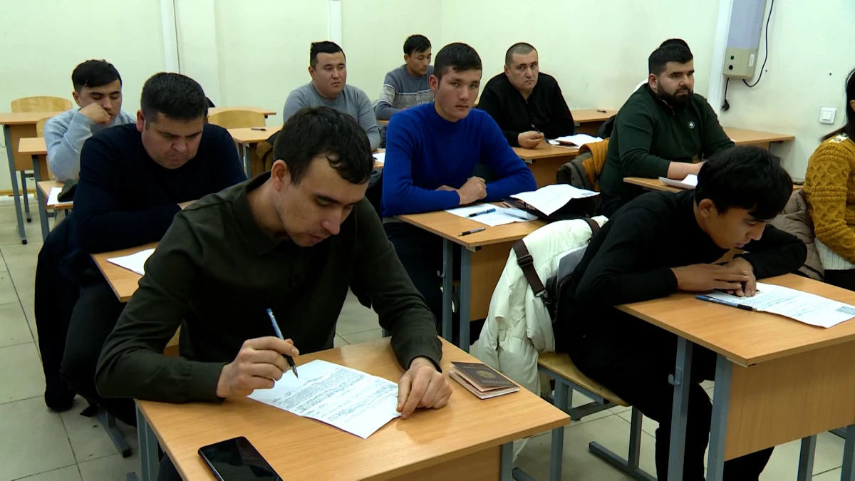 Рособрнадзор усложнил экзамен для иностранцев на знание русского языка - tvspb.ru