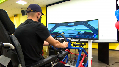 Первые в Петербурге кибергонки для бойцов СВО прошли в Центре адаптивного спорта