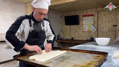 Какую выпечку готовят военнослужащим в зоне СВО