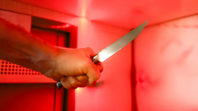 Нож в шею на Некрасова и 70 свертков: суд приговорил мужчину к 10 годам колонии строгого режима