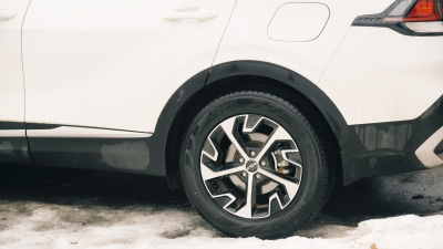 Полиция задержала водителя на Kia, насмерть сбившего 17-летнюю девушку на «Нарве»