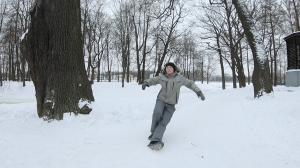 Мгновение для правильного решения: как обезопасить себя от падений в гололёд и что предпринять уже в полёте