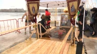 Исследование: 14% петербуржцев планируют окунуться в прорубь на Крещение