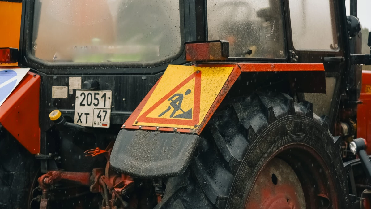 Александр Беглов: В Красногвардейском районе оборудуют новый комплекс для обслуживания коммунальной спецтехники - tvspb.ru