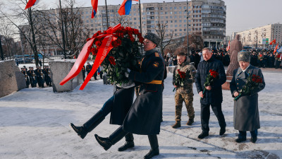 В день вывода советских войск из Афганистана Александр Беглов почтил память воинов-интернационалистов
