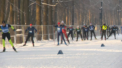В Приморском парке Победы стартовала гонка «Лыжня России-2025»