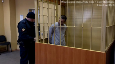 Водителя автобуса, упавшего в Мойку, оштрафовали за фиктивную регистрацию мигрантов