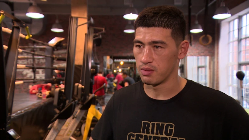 14 марта петербуржцы смогут пообщаться с абсолютным чемпионом мира по боксу Дмитрием Биволом - tvspb.ru