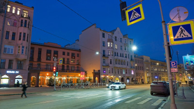 Александр Беглов: 100 новых фонарей обеспечат Пионерской улице мощное освещение при двукратном снижении энергопотребления