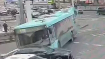 По факту смертельного ДТП с автобусом на Ленинском возбудили уголовное дело