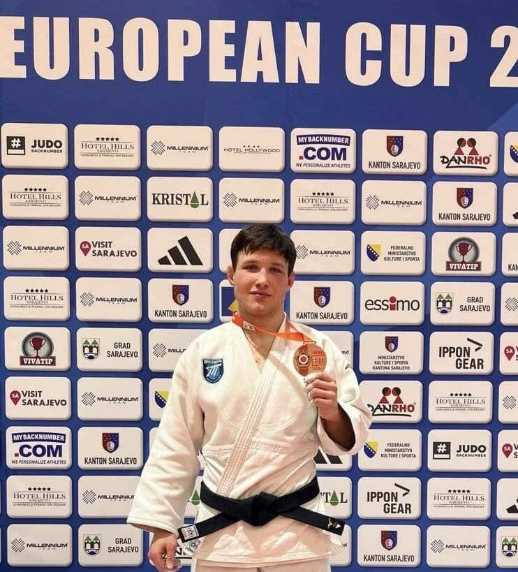 Петербургские спортсмены выиграли серебро и бронзу Кубка Европы по дзюдо в Боснии - tvspb.ru