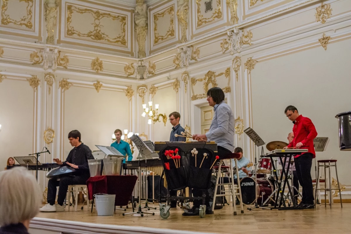 Мультимедийный концерт «Истории любви» пройдет в Петербурге 8 марта - tvspb.ru