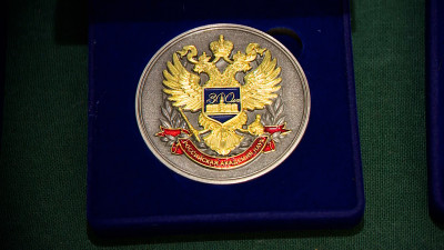 Петербургское отделение РАН учредило Большую золотую медаль имени Петра Великого