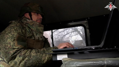 Операторы боевых FPV-дронов «Бумеранг» продолжают уничтожать противника