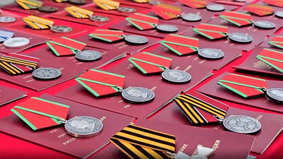 Военным инженерам группировки «Центр» вручили награды за выполнении боевых задач в зоне СВО