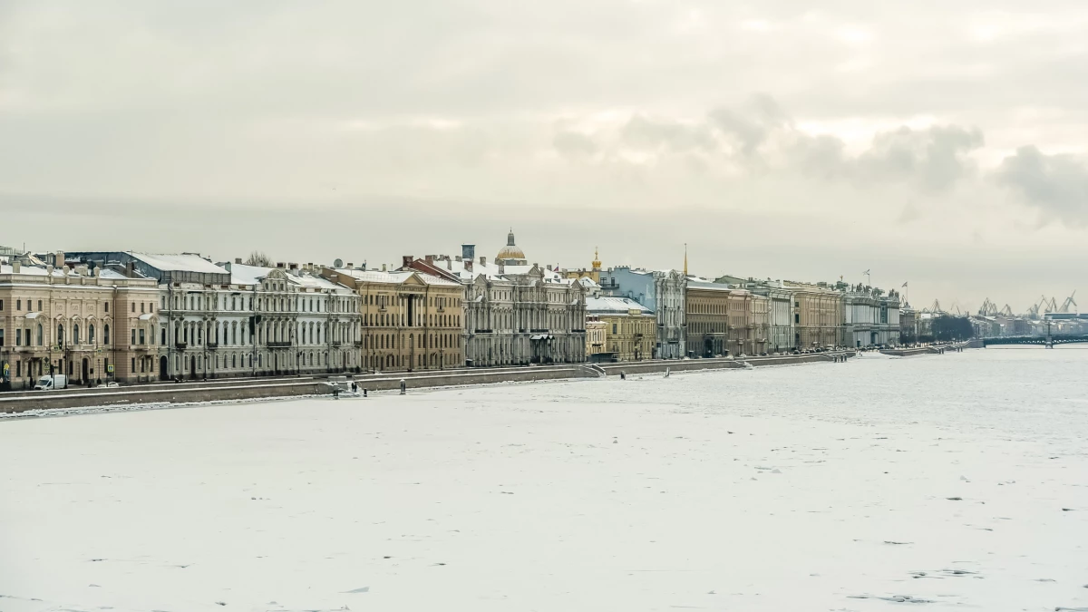Партия «Единая Россия» намерена законодательно закрепить стандарты работы управляющих кампаний и утвердить необходимые требований к ним - tvspb.ru