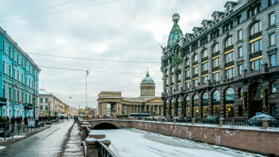 22 февраля в Северной столице ожидается облачная погода с прояснениями и небольшой снег