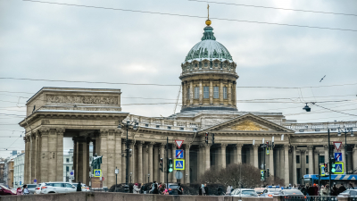 Петербург вошел в тройку самых популярных направлений для поездок на 23 февраля и 8 марта