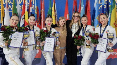 Петербургские гимнастки победили на Чемпионате России