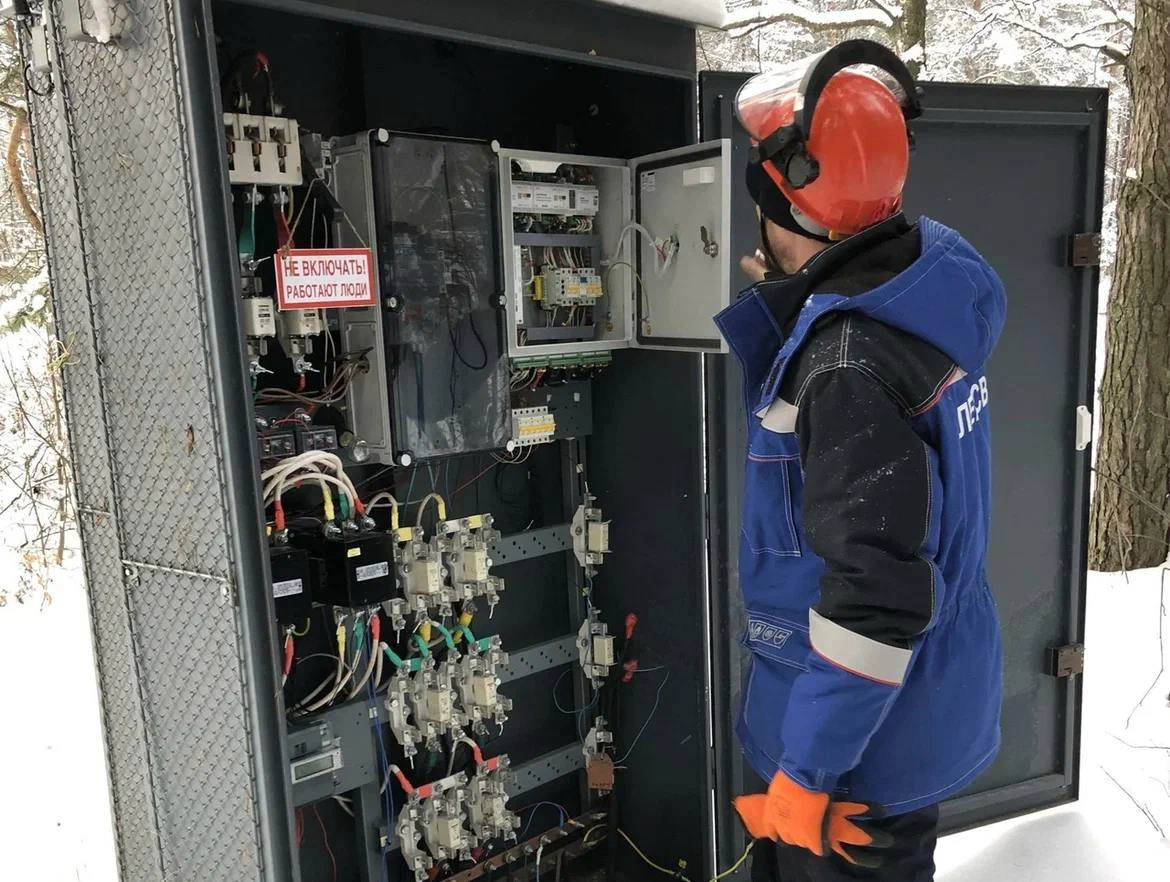 250 новых приборов добавили в автоматизированную систему управления наружным освещением Петербурга - tvspb.ru