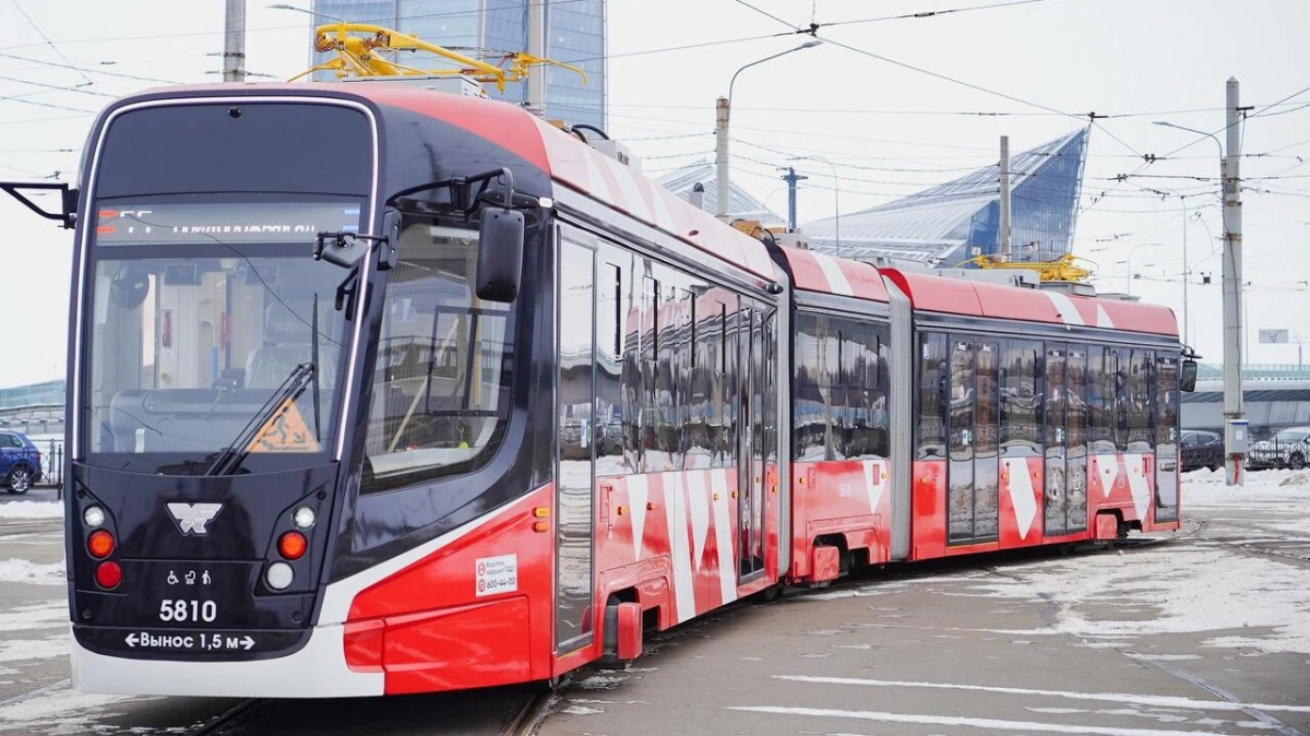 Усть-Катавский вагоностроительный завод отправил в Петербург четвертый трамвай «Поларис» - tvspb.ru