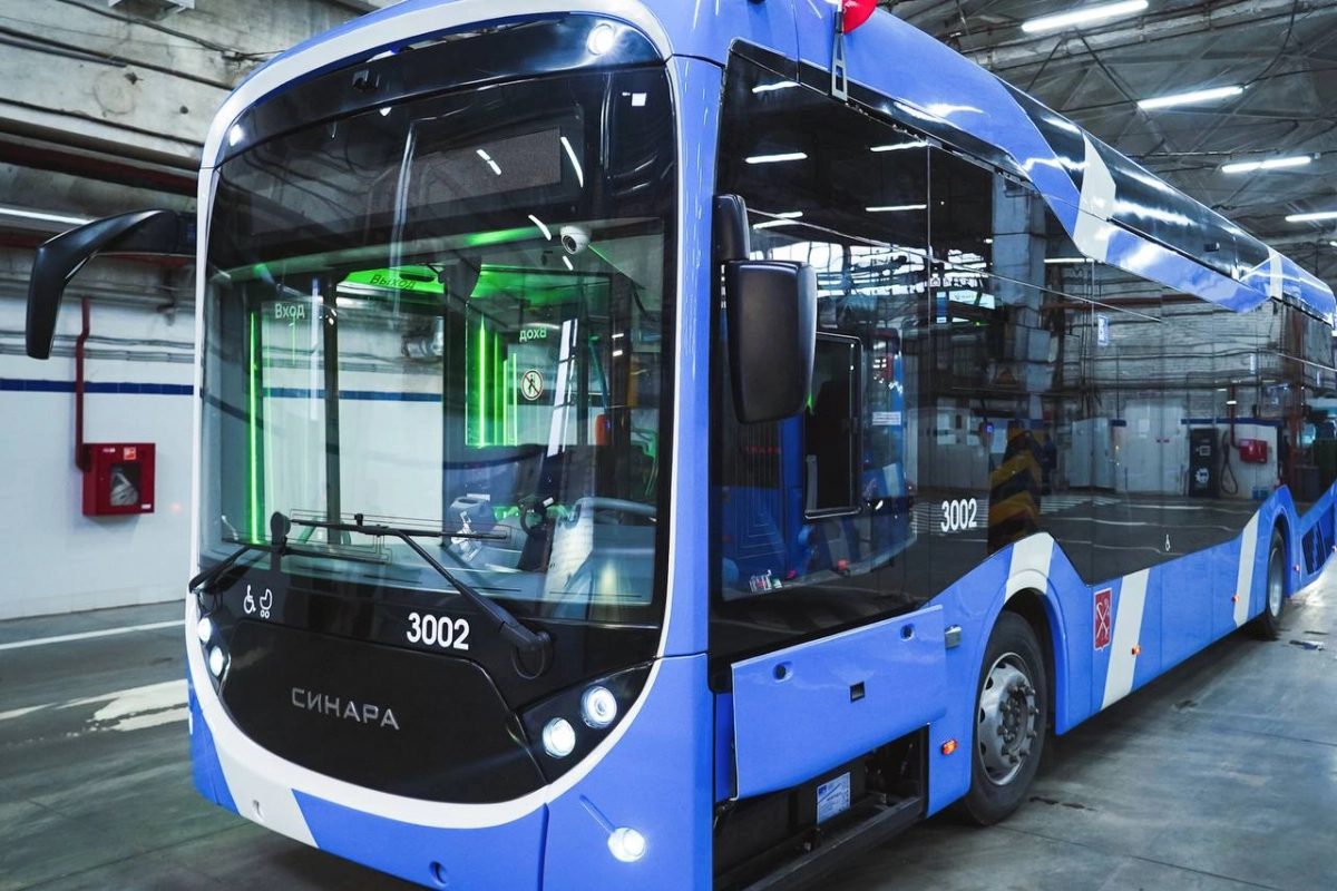 В Академии транспортных технологий появились настоящий трамвай и троллейбус для обучения студентов - tvspb.ru