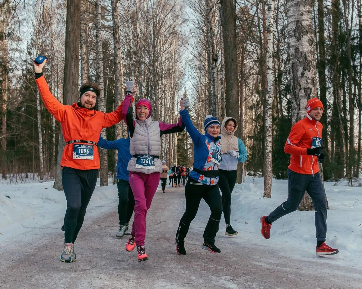 Зимний Павловский забег собрал больше 2 тысяч участников - tvspb.ru
