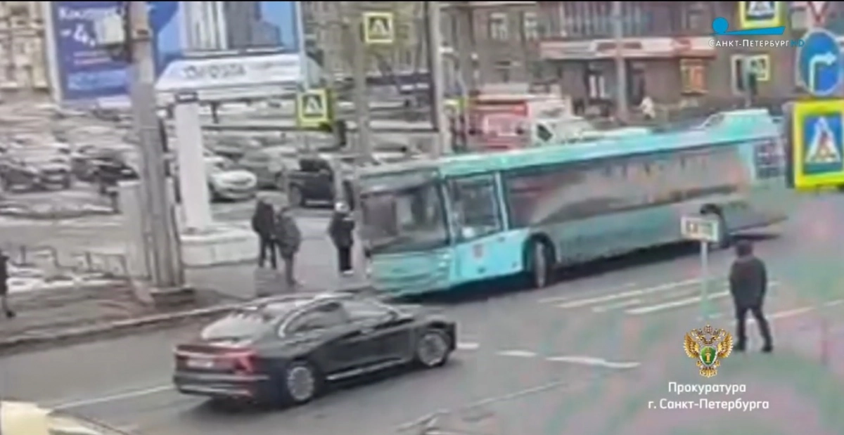 Кирилл Поляков: Всем пострадавшим в ДТП на Варшавской окажут помощь и выплатят компенсацию - tvspb.ru