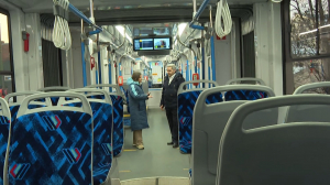 Современный и комфортный общественный транспорт. На улицы Петербурга вышел трамвай повышенной вместимости «Поларис»