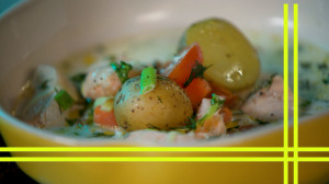 Готовим с REDMOND. Рыбный суп со сливками