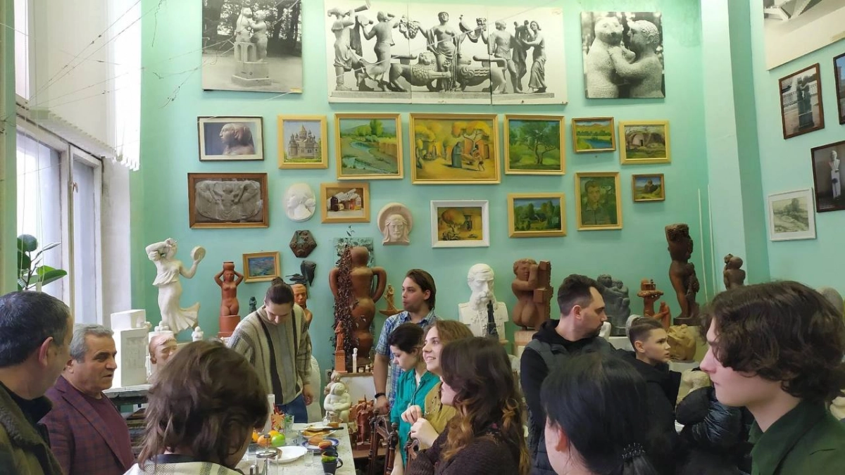 Известные скульпторы Петербурга 1 марта откроют свои мастерские для всех желающих - tvspb.ru