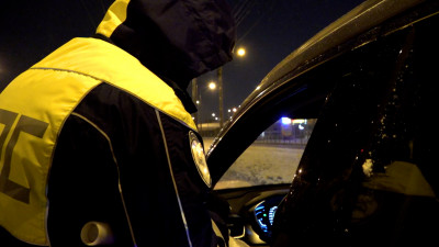 Слабые нервы подвели жителя Республики Коми, который вез наркотики в каршеринговом авто