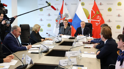 Александр Беглов: Санкт-Петербургский Пансион воспитанниц Министерства обороны – одно из лучших в России учебных заведений подобного профиля