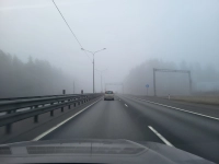 Петербуржцев предупредили о тумане и гололедице 16 декабря