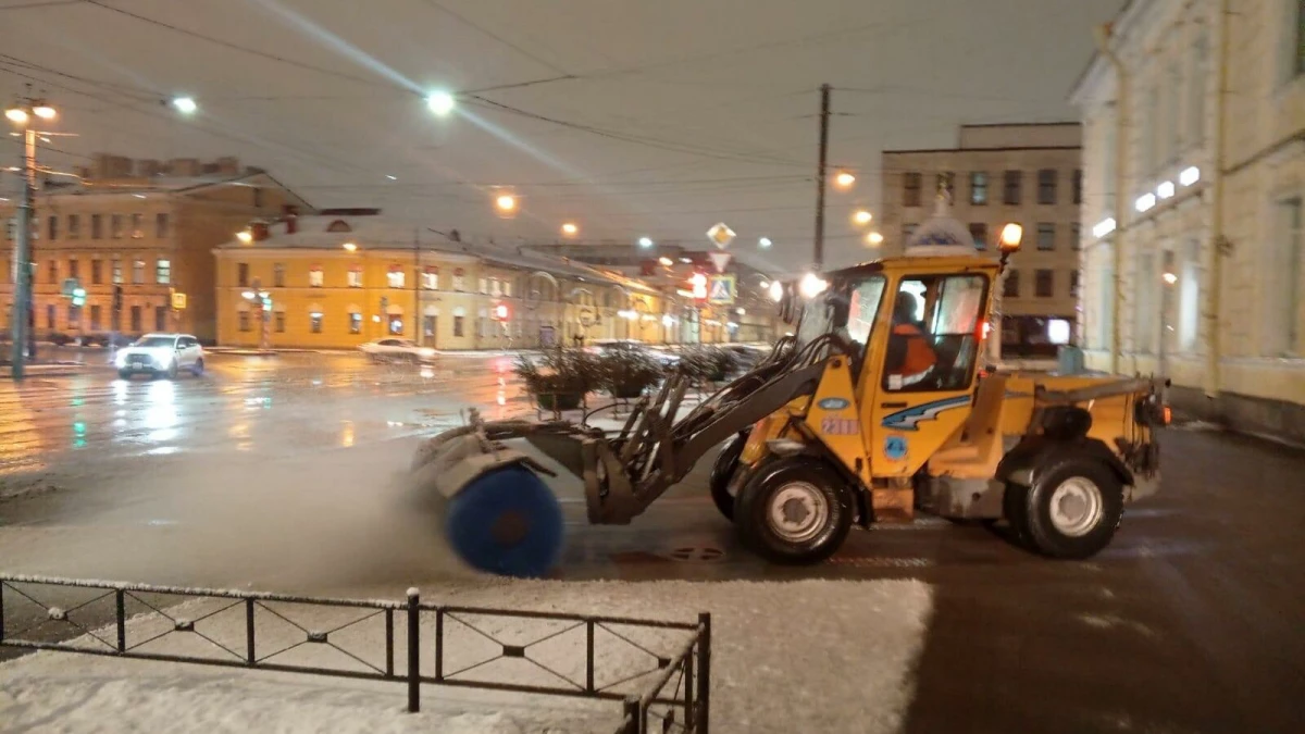 Как убирают снег в Петербурге - tvspb.ru