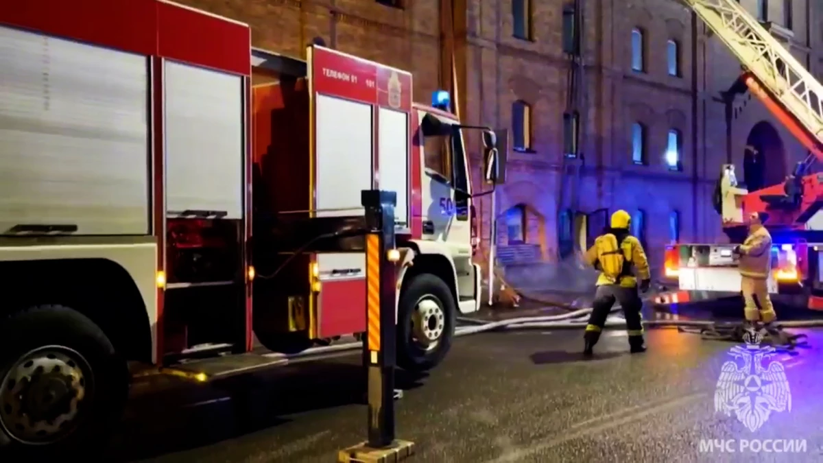 При пожаре на Курляндской улице погиб мужчина - tvspb.ru